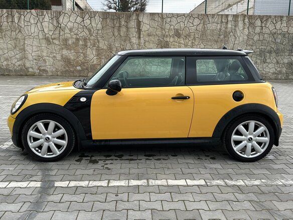 2008 Mini Hatch Cooper S II (R56), жёлтый, 1100000 рублей - вид 14