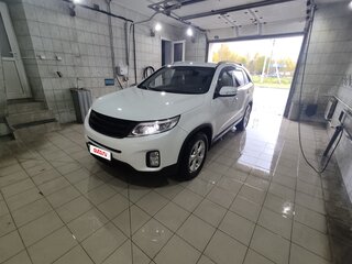 2013 Kia Sorento II Рестайлинг, белый, 1150000 рублей, вид 1