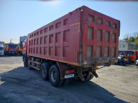 2022 IVECO-Hongyan 8x4 (CQ3406), красный, 1564680 рублей, вид 4