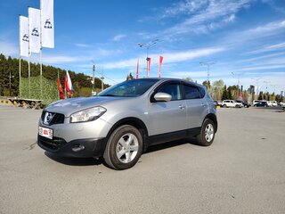2011 Nissan Qashqai I Рестайлинг, серебристый, 1070000 рублей, вид 1