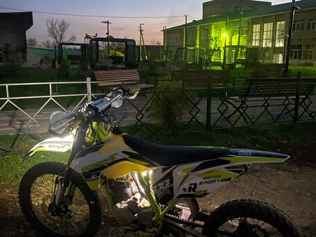2025 Rockot R5-250, зелёный, 100000 рублей, вид 2