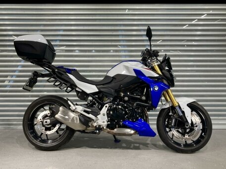 2022 BMW F 900 R, синий, 1100000 рублей, вид 4