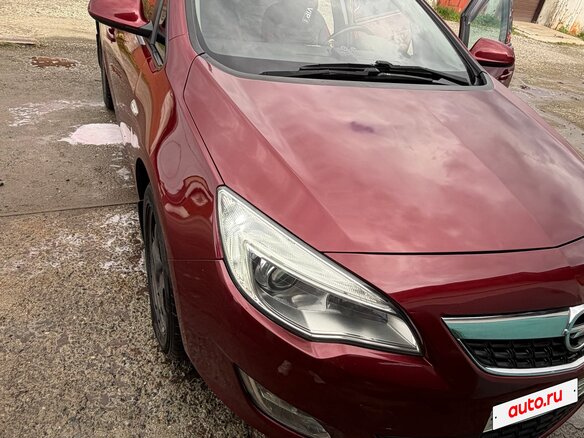 2011 Opel Astra J, красный, 610000 рублей - вид 6