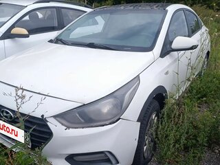 2017 Hyundai Solaris II, белый, 600000 рублей, вид 2