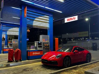 2019 Porsche 911 Carrera 4 VIII (992), красный, 12999999 рублей, вид 1