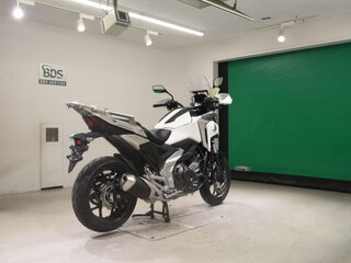 2023 Honda NC 750X, белый, 900000 рублей, вид 4
