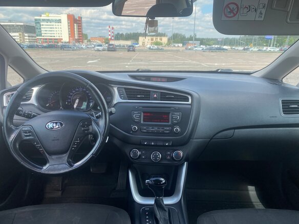 2016 Kia Ceed II Рестайлинг, чёрный, 1200000 рублей - вид 12