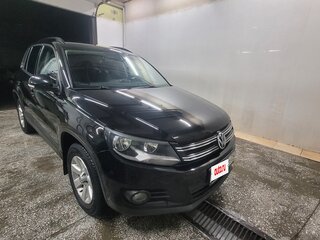 2013 Volkswagen Tiguan I Рестайлинг, чёрный, 1570000 рублей, вид 3