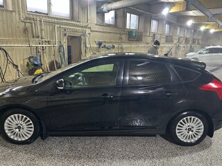 2012 Ford Focus III, чёрный, 699999 рублей, вид 1