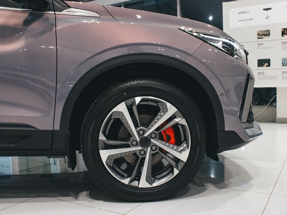 2026 Geely Coolray I Рестайлинг 2, серый, 2964990 рублей - вид 18