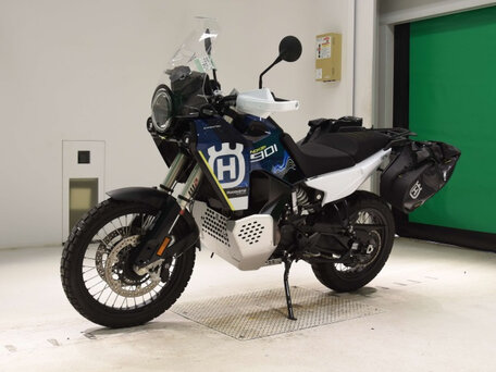 2024 Husqvarna Norden 901, чёрный, 1280000 рублей, вид 4