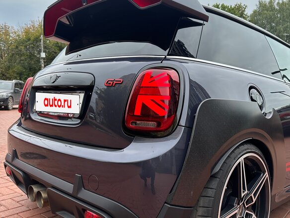 2020 Mini Hatch JCW John Cooper Works GP III (F55/F56) Рестайлинг, серый, 5500000 рублей - вид 21