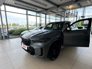 2023 BMW X5 30d IV (G05/G18) Рестайлинг, серый, 12035413 рублей, вид 3