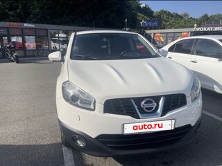 2011 Nissan Qashqai I Рестайлинг, белый, 980000 рублей, вид 2