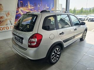 2026 Lada (ВАЗ) Granta Cross I Рестайлинг, серебристый, 1216000 рублей, вид 3