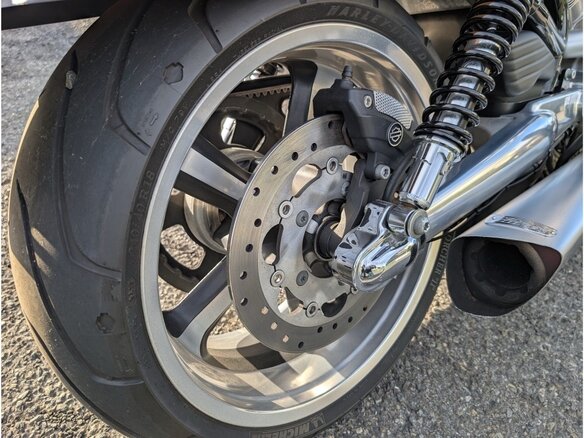 2011 Harley-Davidson V-Rod Muscle, жёлтый, 1300000 рублей - вид 7