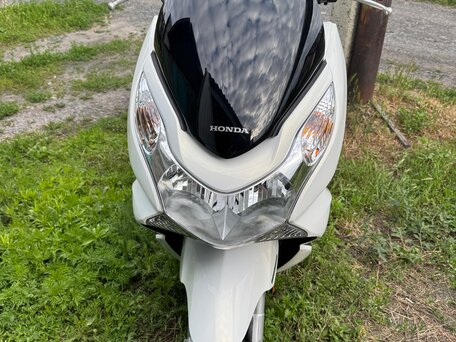 2014 Honda PCX 150, белый, 290000 рублей, вид 1