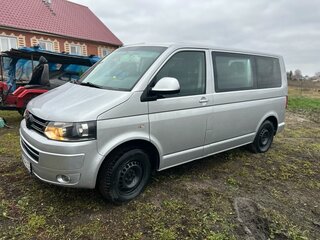 2011 Volkswagen Caravelle T5 Рестайлинг, серебристый, 2300000 рублей, вид 1
