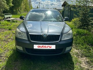 2011 Skoda Octavia II (A5) Рестайлинг, серый, 830000 рублей, вид 1