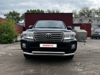 2013 Toyota Land Cruiser 200 Series Рестайлинг 1, чёрный, 3650000 рублей, вид 1