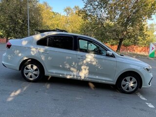 2020 Volkswagen Polo VI, белый, 1550000 рублей, вид 4