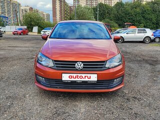 2017 Volkswagen Polo V Рестайлинг, оранжевый, 1250000 рублей, вид 2