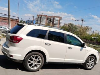 2011 Dodge Journey I Рестайлинг, белый, 1320000 рублей, вид 5
