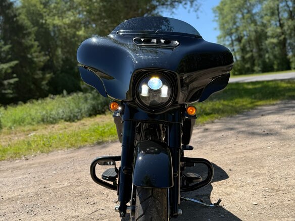 2023 Harley-Davidson Electra Glide, чёрный, 2250000 рублей