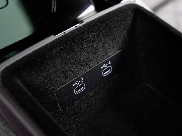 2020 Audi A8 Long 50 TFSI IV (D5), чёрный, 9200000 рублей - вид 22