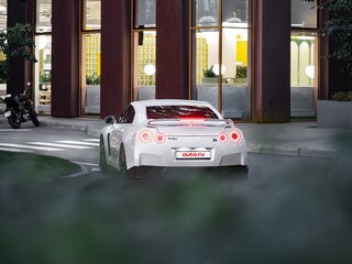 2012 Nissan GT-R I Рестайлинг 1, белый, 5500000 рублей, вид 4