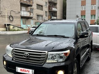 2014 Toyota Land Cruiser 200 Series Рестайлинг 1, чёрный, 4400000 рублей, вид 1
