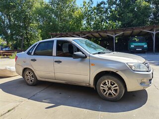 2013 Lada (ВАЗ) Granta I, серебристый, 215000 рублей, вид 2
