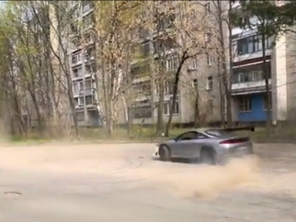 1998 Mitsubishi Eclipse II, серебристый, 666000 рублей - вид 6