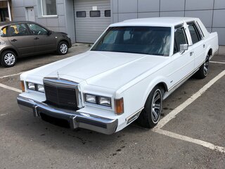 1989 Lincoln Town Car I, белый, 5000000 рублей, вид 1