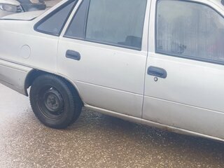 2001 Daewoo Nexia I, белый, 120000 рублей, вид 3