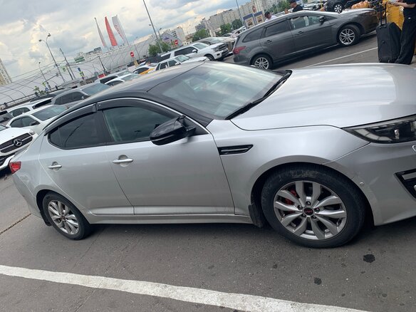 2014 Kia Optima III Рестайлинг, серебристый, 1000000 рублей - вид 3