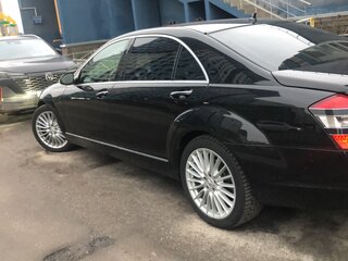 2008 Mercedes-Benz S-Класс 350 Long V (W221), чёрный, 1250000 рублей, вид 4