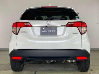 2020 Honda Vezel I Рестайлинг, белый, 1690000 рублей, вид 2