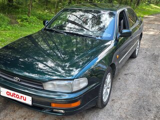 1994 Toyota Camry III (XV10), зелёный, 350000 рублей, вид 1