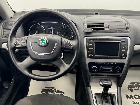 2012 Skoda Octavia II (A5) Рестайлинг, зелёный - вид 9