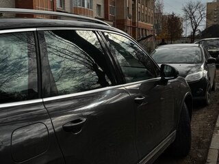 2011 Volkswagen Touareg II, чёрный, 1850000 рублей, вид 3