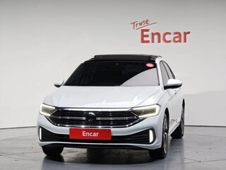 2024 Volkswagen Jetta VII Рестайлинг, белый, 1455000 рублей, вид 2