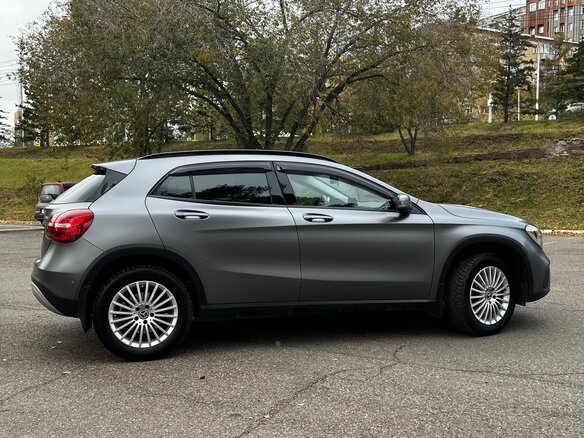 2018 Mercedes-Benz GLA 250 I (X156) Рестайлинг, серый, 2590000 рублей - вид 3