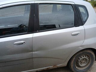 2005 Chevrolet Aveo I, серебристый, 180000 рублей, вид 4