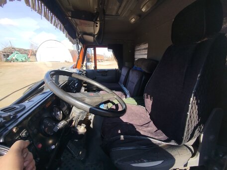 1993 КамАЗ 45143, оранжевый, 2000000 рублей, вид 4