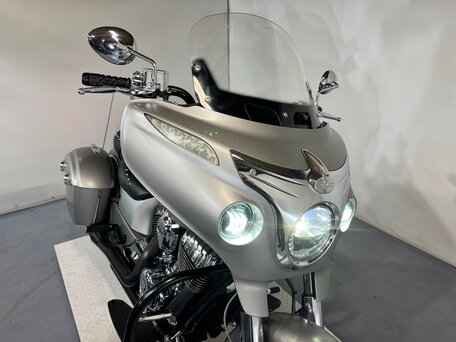 2015 Indian Chieftain, серебристый, 810000 рублей, вид 5