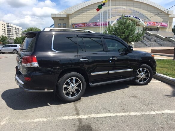 2012 Lexus LX 570 III Рестайлинг, чёрный, 5400000 рублей - вид 7