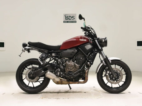 2017 Yamaha XSR700, пурпурный, 550000 рублей, вид 4