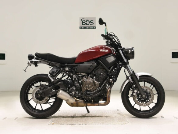 2017 Yamaha XSR700, пурпурный, 550000 рублей - вид 3