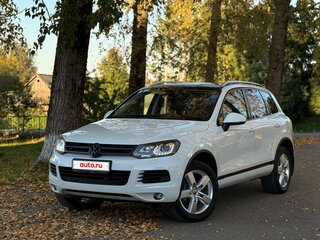 2012 Volkswagen Touareg II, белый, 2650000 рублей, вид 3
